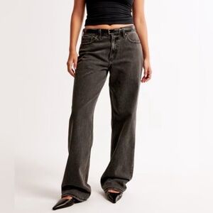 NEW WITH TAGS Abecrombie and fitch Low Rise Baggy Jean in Dark Gray/ Black